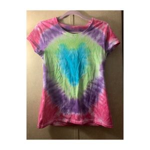 Heart tie dyed shirt youth size Lg. 11/12